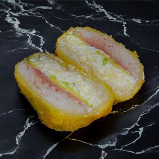 Spring  burger  z  tuńczykiem