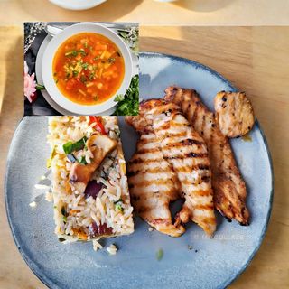 Meniu Ciorba de legume+Piept de pui grill si Orez cu legume