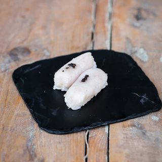 Nigiri Nigiri Peix Mantega Tartufo (2 Pzs.)