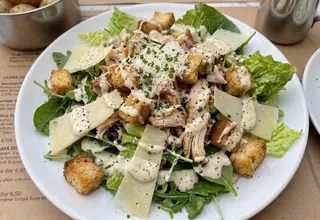 Caesar com Frango
