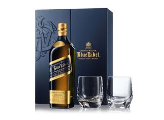 Уиски Джони Уокър 700мл Блу лейбъл с две чаши