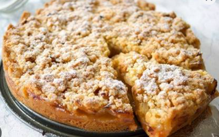 Apple crumble cake *