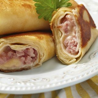 Pancakes with ham and cheese 3