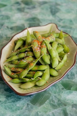 Edamame con sichimi