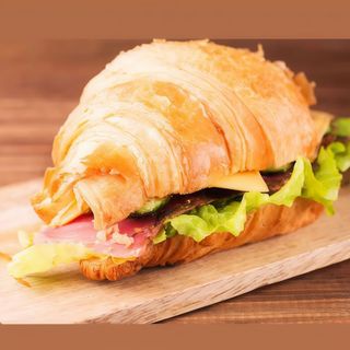 Croissant Especial