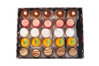 Caja 25 Pasteles Repostería