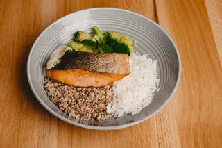 Bowl cu Somon 350g