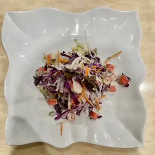 13. Ensalada de brotes de soja con carne de cangrejo