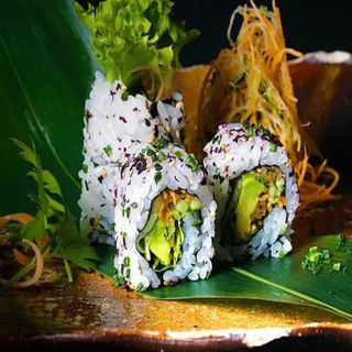 Sushi rollo vegetariano (8 pzs.)