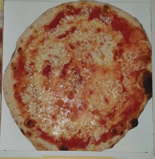 Pizza classica Margherita