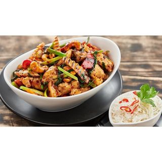 Chilli Chicken With Nuts