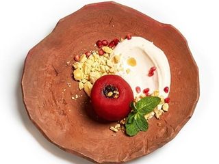 Вашлі на мацоні з медом та гранатовим соусом (370g)