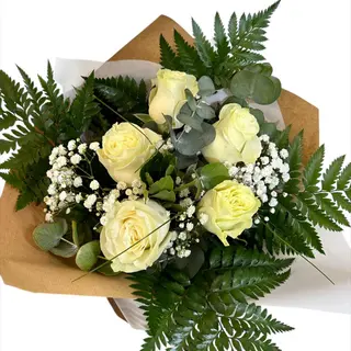 Ramo De 5 Rosas Blancas