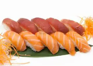 61. Nigiri sake e maguro - 10 pezzi
