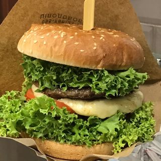 Чізбургер з яловичиною подвійний 