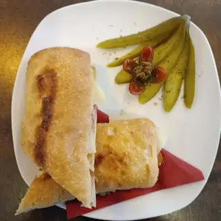 Bocadillo De Queso