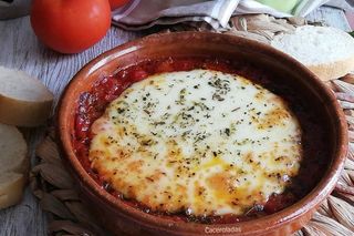Provolone Al Horno Con Tomate Y Focaccia