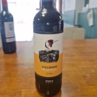 Vino Tinto vizconde de la villa (700 ml.)