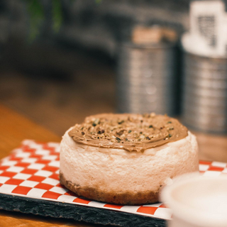 Mini tarta de queso de pistacho (2/3 personas) 