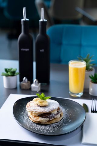 Pancakes cu nutella și banane