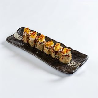 J28B Hosomaki fritto con mango