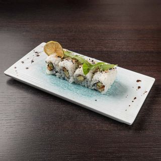 61. Uramaki tempura green