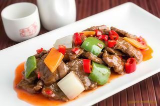 Ternera Con Salsa Picante