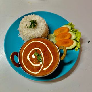 Chicken Jalfrezi with Rice  Chapati