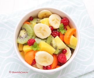 Salata de fructe