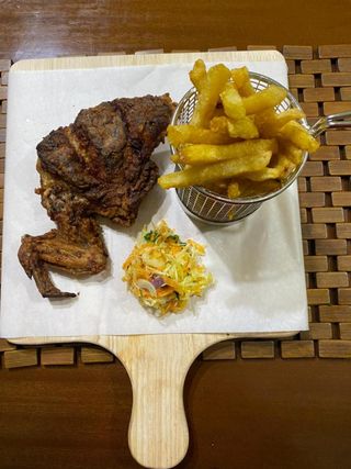 Grilled Chicken With Chips