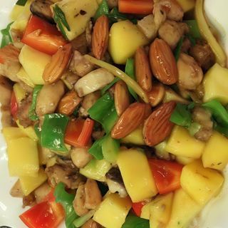 52.- Pollo Y Almendras