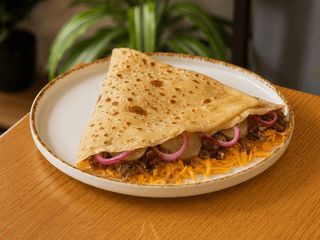 Млинець з яловичиною