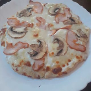 Pizza cu pui Ø 24 cm