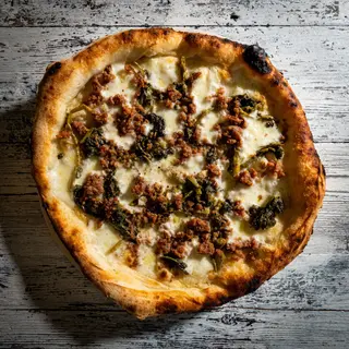 Salsiccia e Friarielli – Sudul Italiei într-o felie