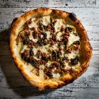 Salsiccia e Friarielli – Sudul Italiei într-o felie