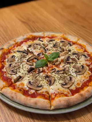 Pizza Funghi