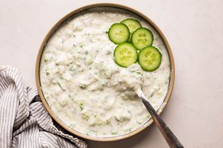 Cucumber raita