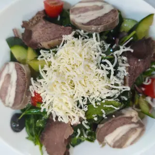 Микс салат с кониной