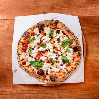 Pizza Bufalina e tartufo