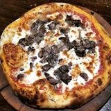 Pizza Rabo De Toro