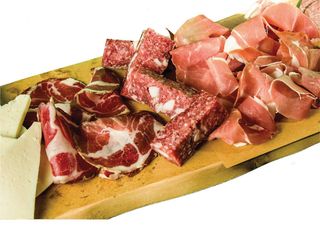 Salumi e formaggi