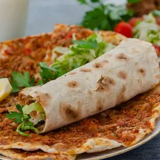 Lahmacum con Maíz