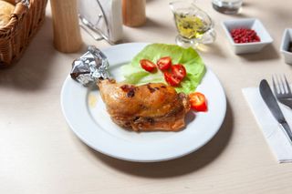 Pulpa de pui la tava