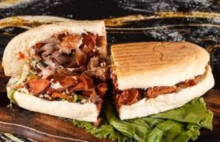 ჰოთ-დოგი, ხორცით