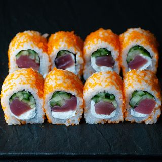 Рол Філадельфія з тунцем в ікрі CLASSIC (260/60г)