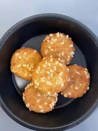 Camembert bites