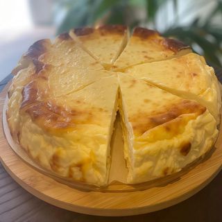 Tarta casera de queso al horno
