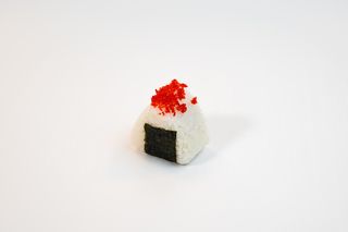 230. Onigiri De Atún (1 Pza.)