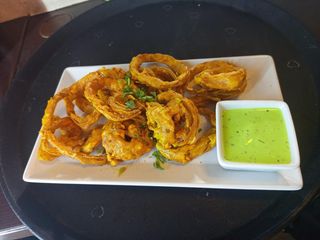 Onion bhajia