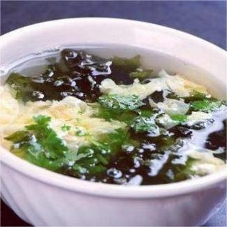 25. Zuppa con alghe e uova 紫菜蛋花汤
